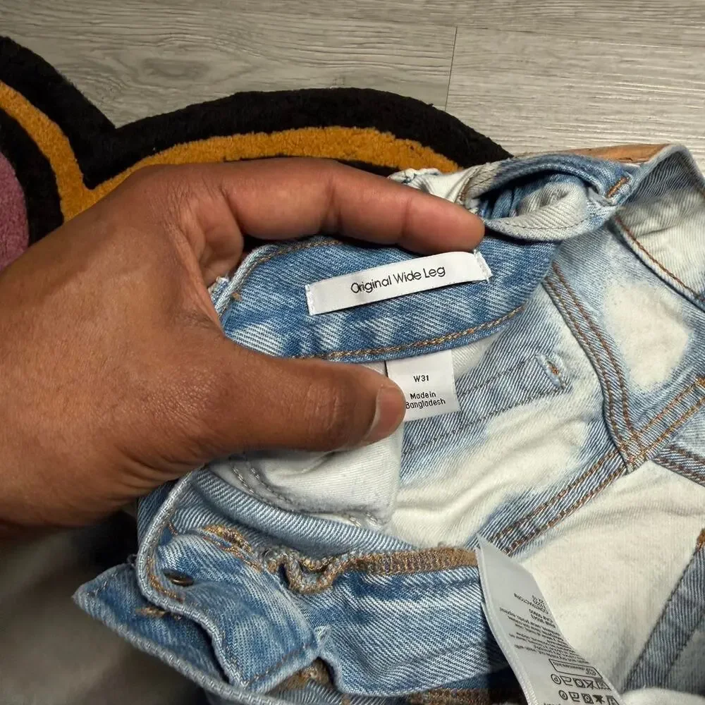 Calvin Klein Original Wide Leg Bleached Denim Jeans Size 31